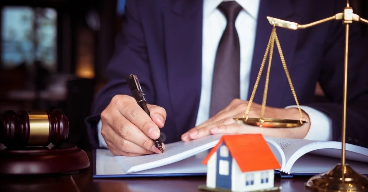 Real Estate Lawyer Free Consultation: What to Expect and How to Prepare